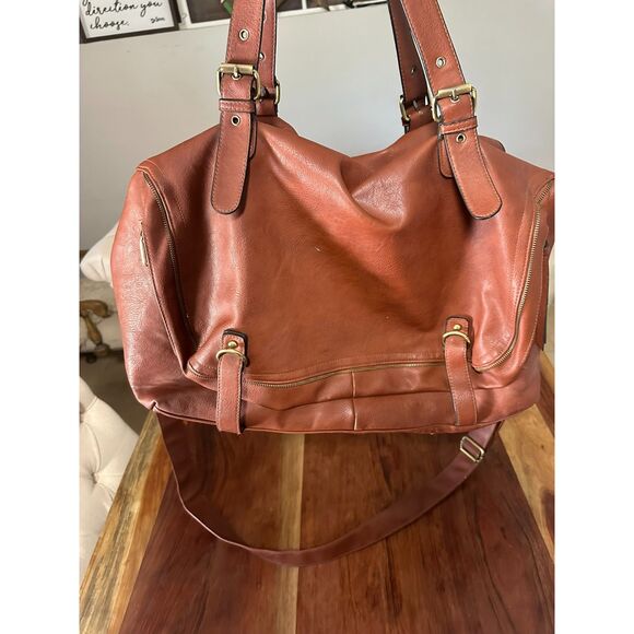 Bueno high end vegan leather weekender duffle - Picture 2 of 2